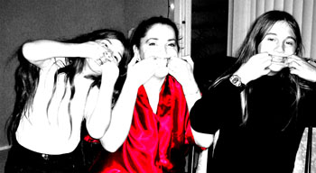 SCARY MOUTHS